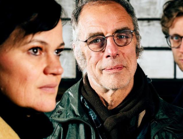 ZUSJE! | Johnny MUS © Zusje!