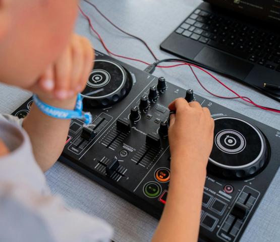 DJ & Producer - Willebroek (Sint-Jan) © YES Events