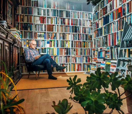 Over de namen van mensen, dieren en dingen - Grappige lezing door Jan Vanroose © Plazarama